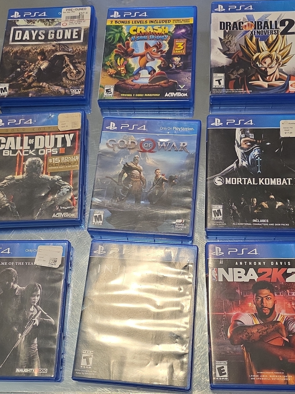 Ps4 1TB Console Bundle With 2 Controllers And 14 Games - Picture 4 of 6